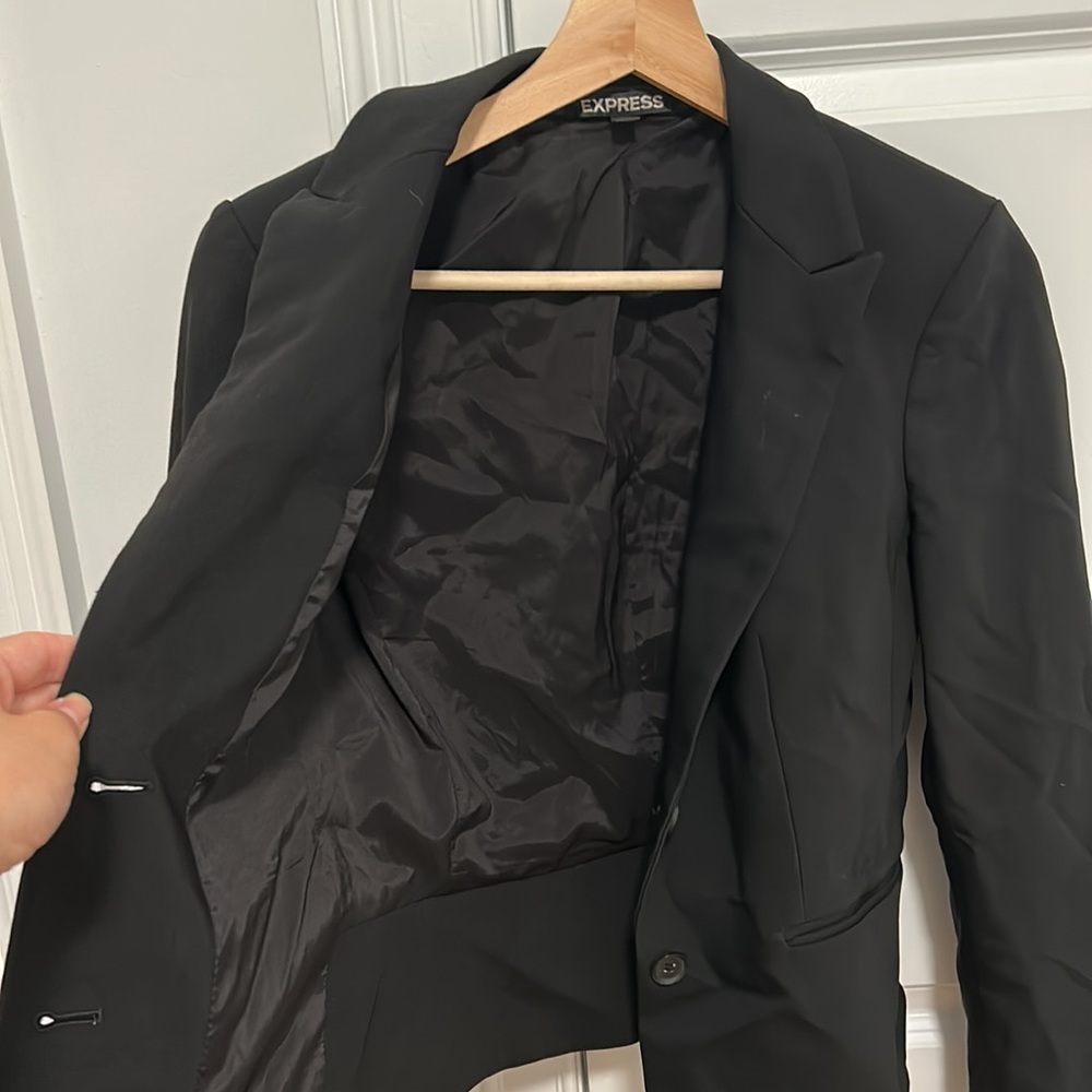 Express Blazer. Size 4. Black - Picture 3 of 4